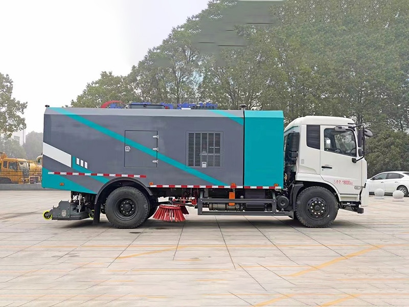 天锦干湿两用吸尘车